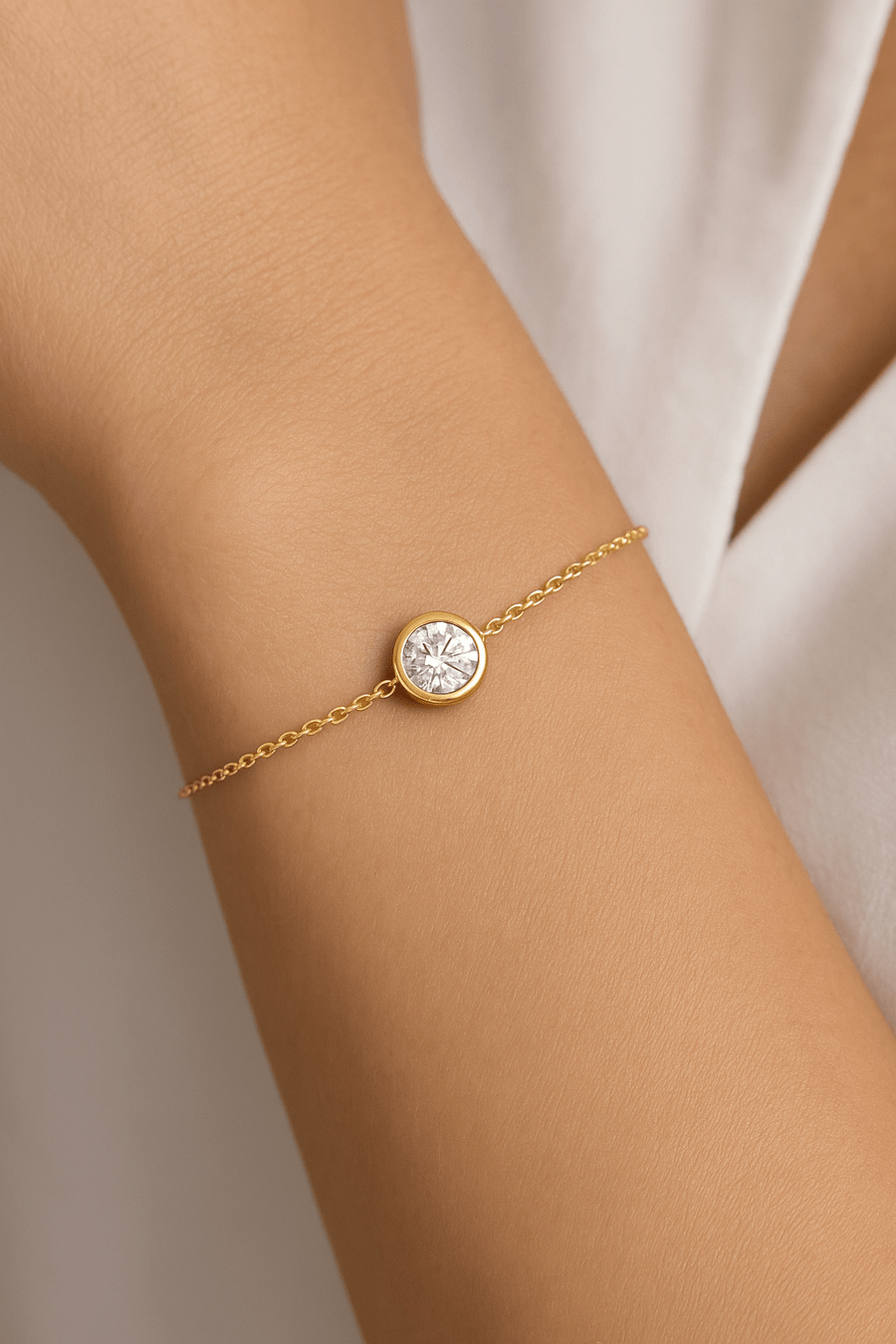 Lab Solitaire Diamond Bracelet 0.50ct G/VS Quality in 18k Yellow Gold - After Diamonds